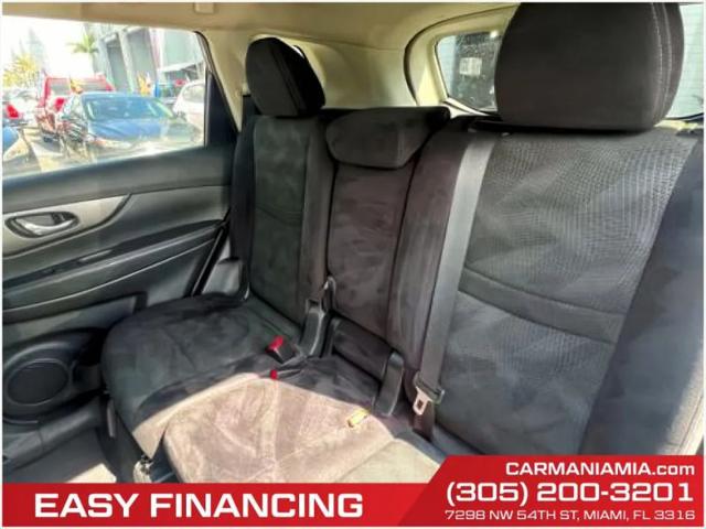 2015 Nissan Rogue SV
