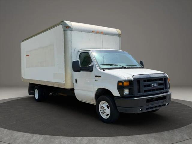 2016 Ford E-350 Cutaway Base