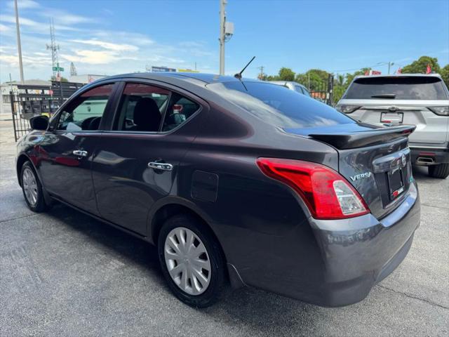 2015 Nissan Versa 1.6 SV