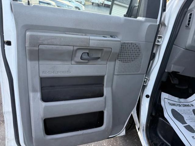 2014 Ford E-150 Commercial