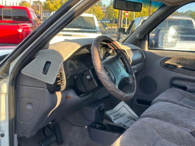 1998 Dodge Ram 2500 Base
