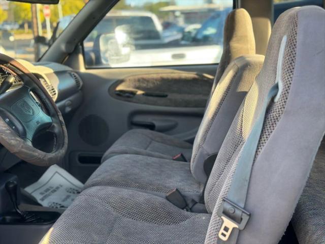 1998 Dodge Ram 2500 Base