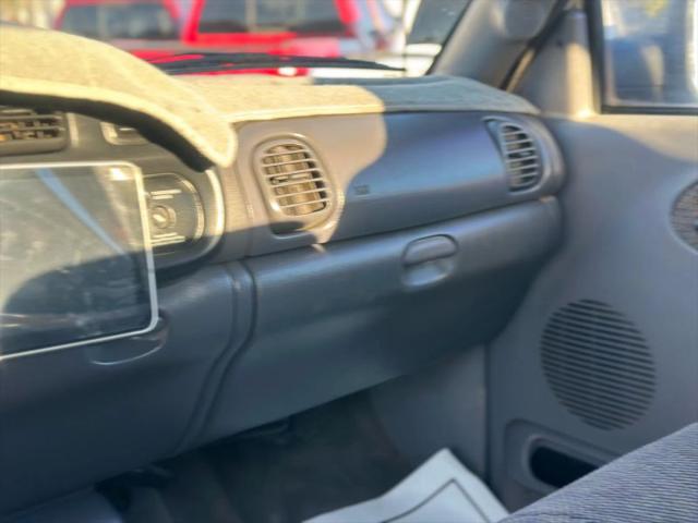 1998 Dodge Ram 2500 Base