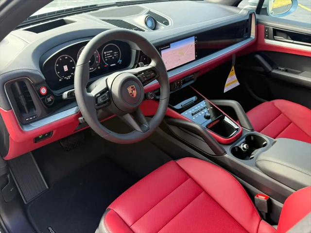 2025 Porsche Cayenne Standard