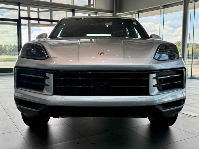 2025 Porsche Cayenne Standard