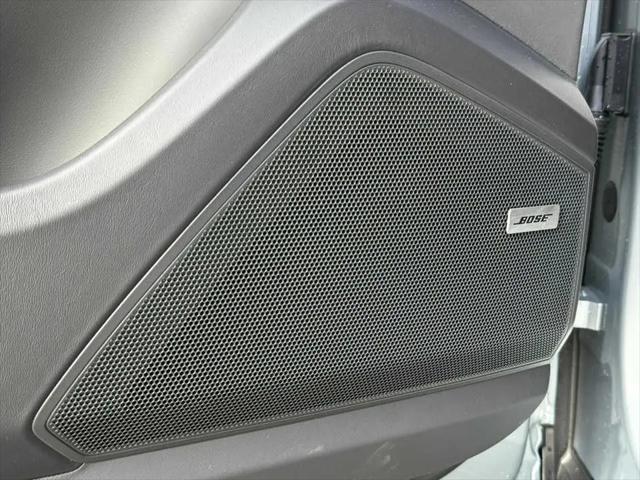 2025 Porsche Cayenne Standard