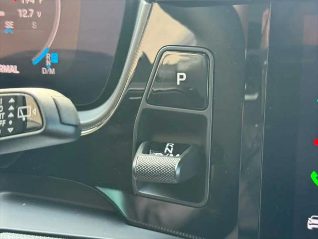 2025 Porsche Cayenne Standard