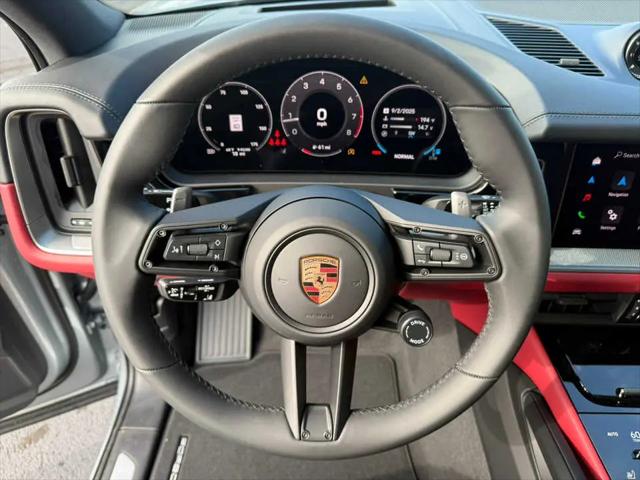 2025 Porsche Cayenne Standard