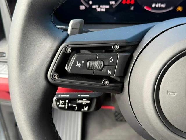 2025 Porsche Cayenne Standard