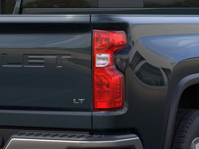2025 Chevrolet Silverado 2500HD 4WD Crew Cab Standard Bed LT