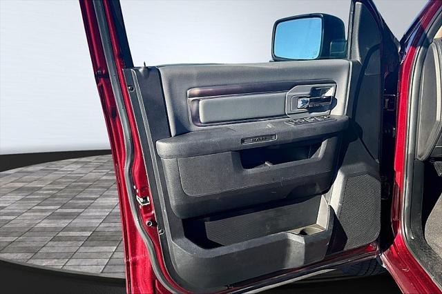 2024 Ram 1500 Classic SLT Quad Cab 4x2 6'4" Box