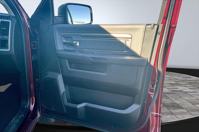 2024 Ram 1500 Classic SLT Quad Cab 4x2 6'4" Box