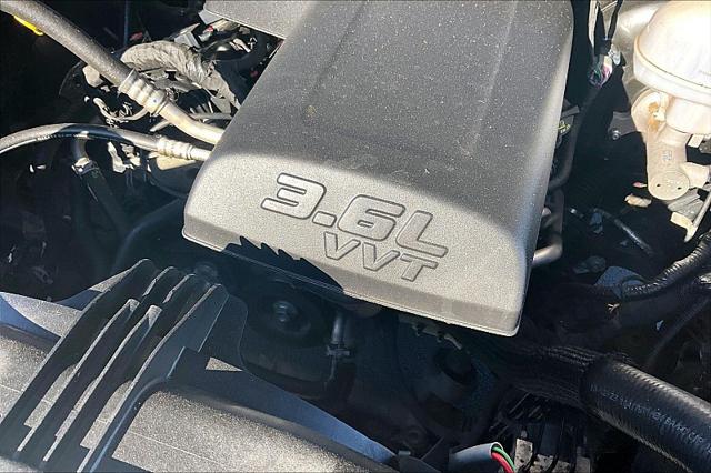 2024 Ram 1500 Classic SLT Quad Cab 4x2 6'4" Box