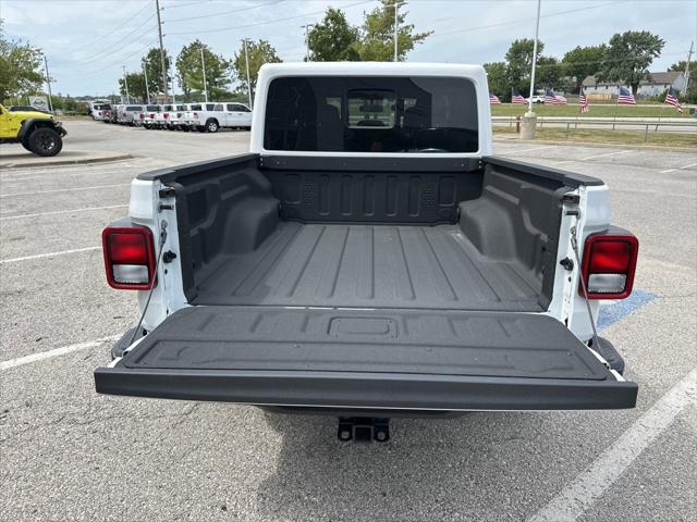 2025 Jeep Gladiator GLADIATOR NIGHTHAWK 4X4 2025 Jeep Gladiator GLADIATOR NIGHTHAWK 4X4