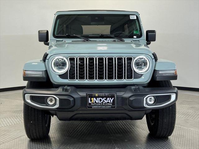 2024 Jeep Wrangler 4-Door Sahara 4x4