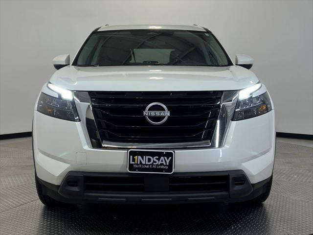 2024 Nissan Pathfinder SV 4WD 2024 Nissan Pathfinder SV 4WD