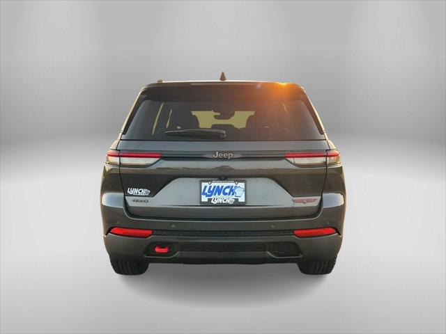 2022 Jeep Grand Cherokee Trailhawk 4x4 2022 Jeep Grand Cherokee Trailhawk 4x4