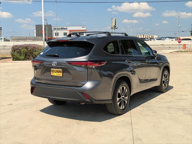 2024 Toyota Highlander XLE 2024 Toyota Highlander XLE