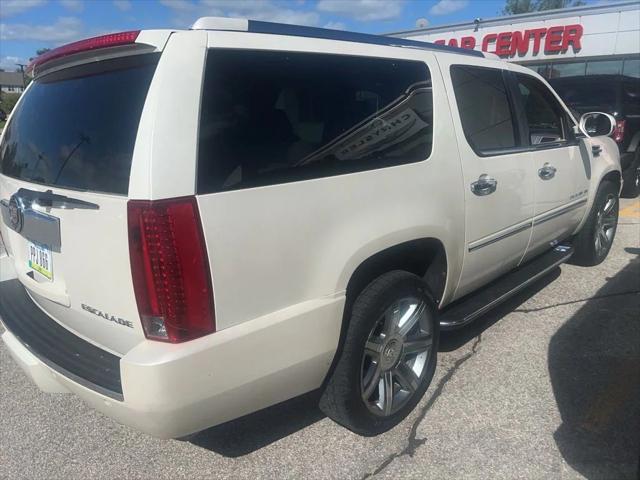 2010 Cadillac Escalade ESV Luxury