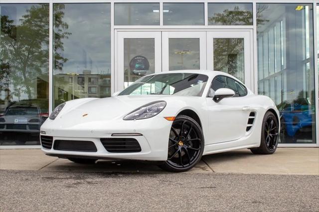 2025 Porsche 718 Cayman Style Edition