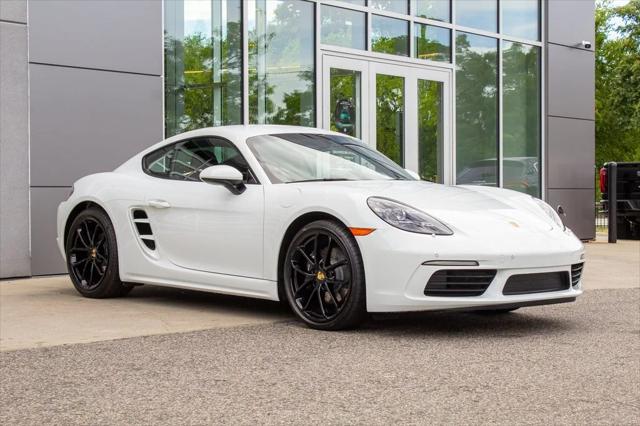 2025 Porsche 718 Cayman Style Edition