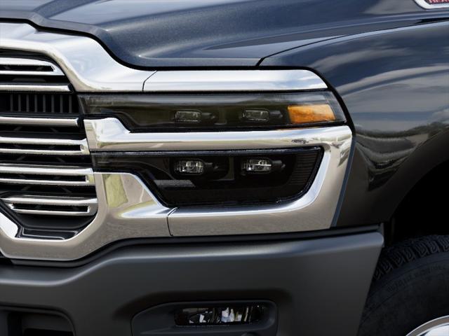 2025 Ram 3500 Laramie Crew Cab 4x4 8' Box