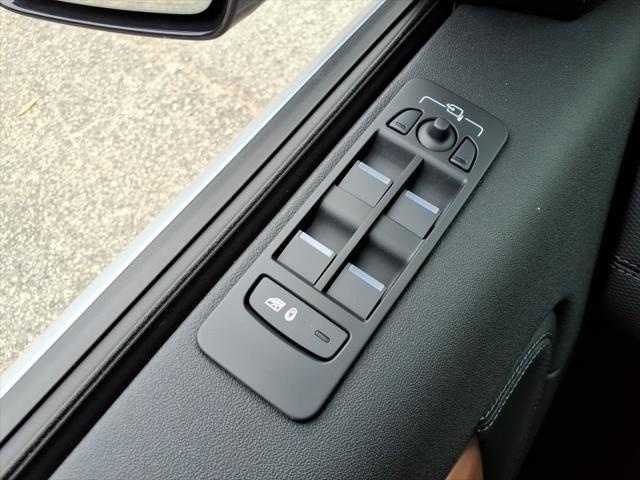 2025 Land Rover Discovery Sport Dynamic SE