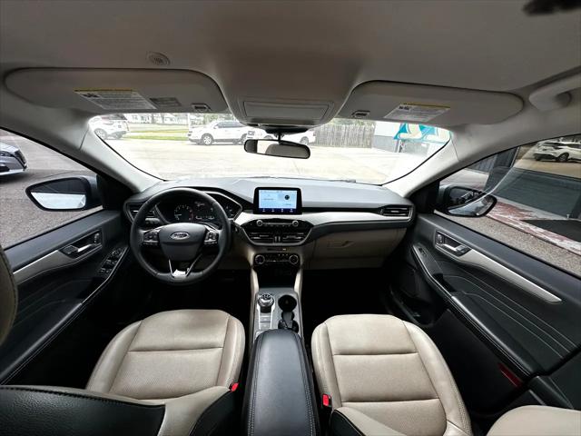 2022 Ford Escape SEL