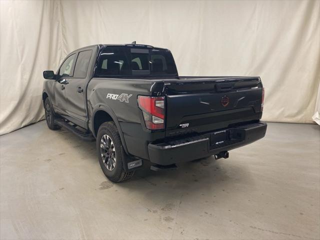 2024 Nissan Titan Crew Cab PRO-4X 4x4