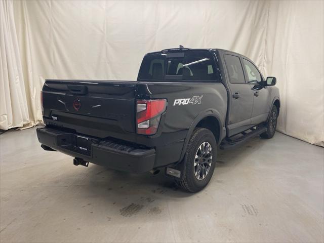 2024 Nissan Titan Crew Cab PRO-4X 4x4