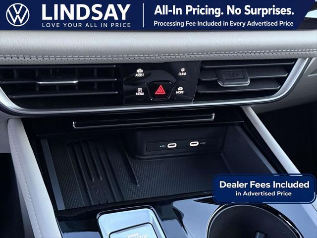 2026 Volkswagen Atlas SE with Technology