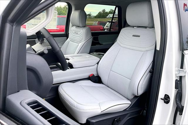 New 2025 Ford Expedition Platinum For Sale in Olive Branch, MS