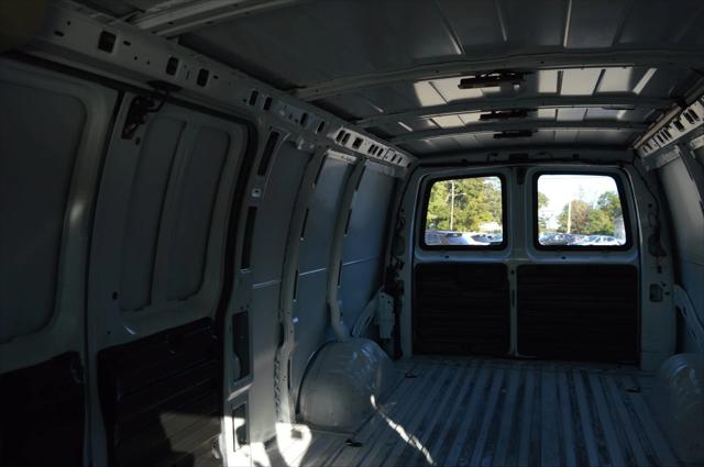 2021 Chevrolet Express Cargo Van RWD 2500 Extended Wheelbase WT