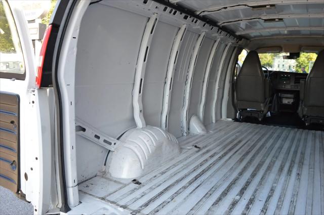 2021 Chevrolet Express Cargo Van RWD 2500 Extended Wheelbase WT