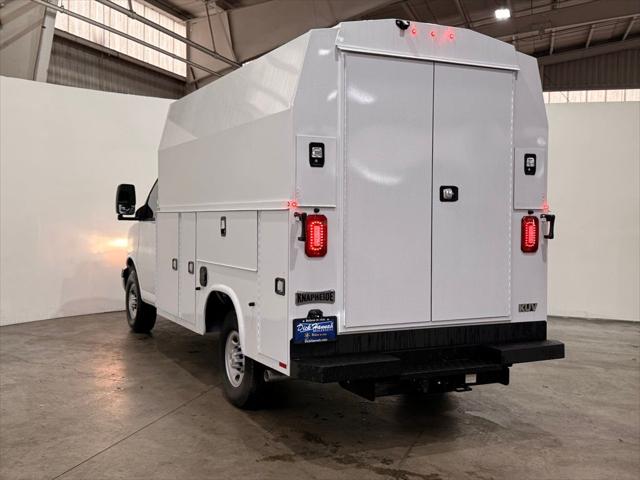 2025 Chevrolet Express Cutaway Work Van