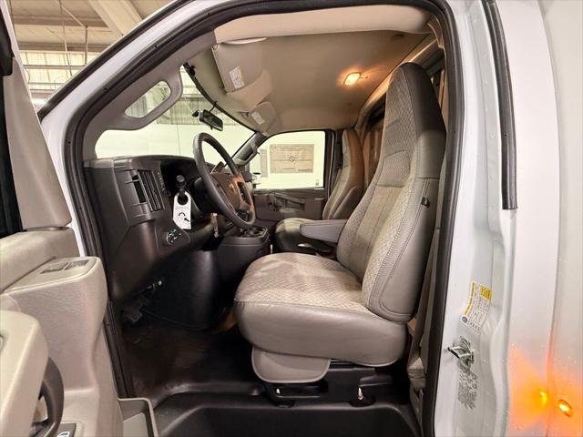 2025 Chevrolet Express Cutaway Work Van