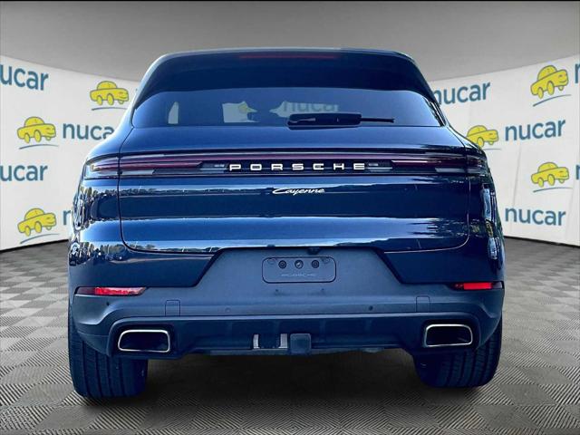 2024 Porsche Cayenne Unknown