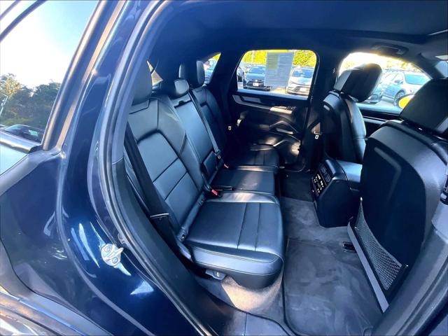 2024 Porsche Cayenne Unknown
