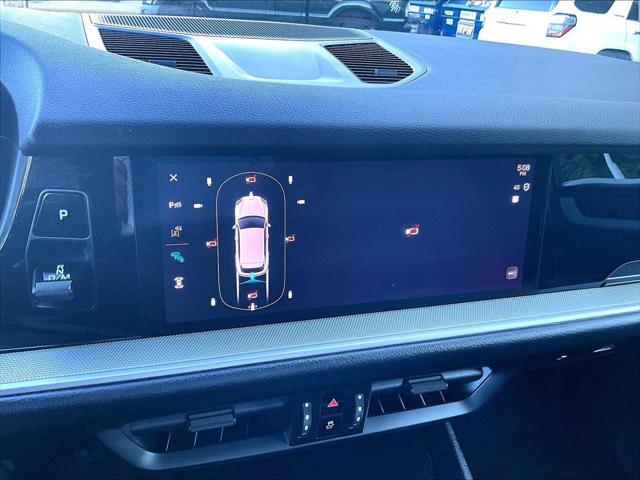 2024 Porsche Cayenne Unknown