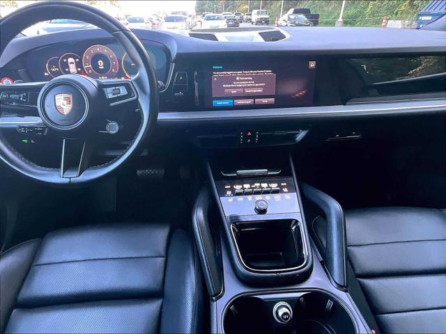 2024 Porsche Cayenne Unknown