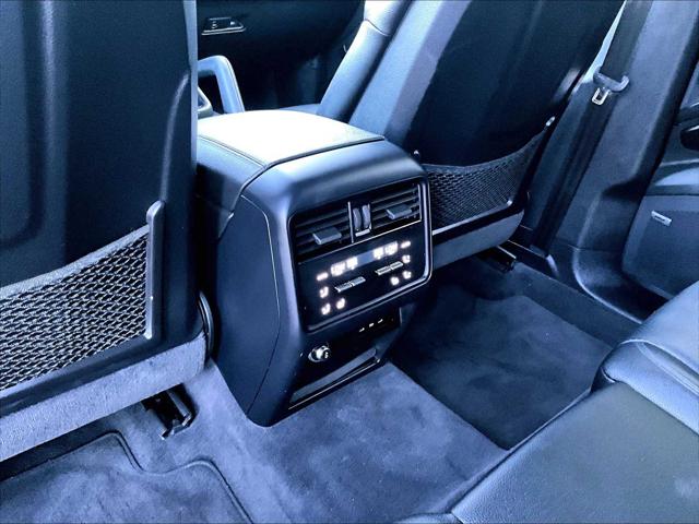 2024 Porsche Cayenne Unknown