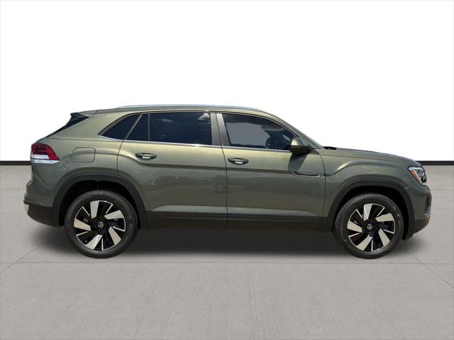 2026 Volkswagen Atlas Cross Sport SE with Technology
