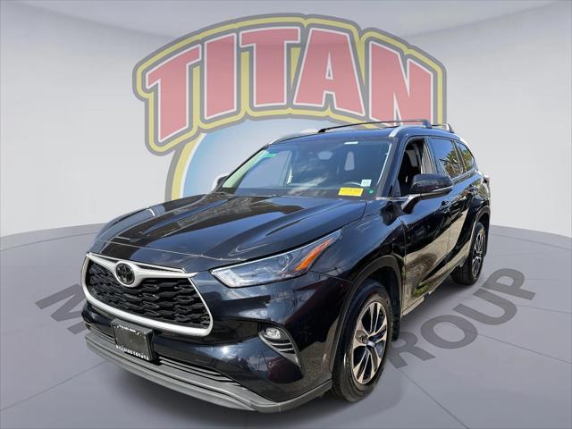 2022 Toyota Highlander XLE [12]