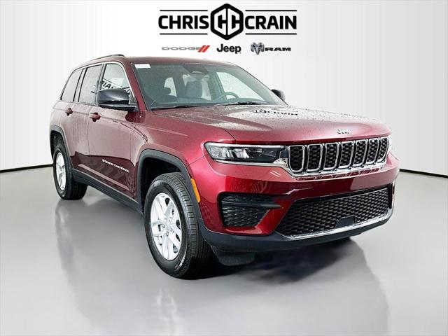 2025 Jeep Grand Cherokee GRAND CHEROKEE LAREDO X 4X4
