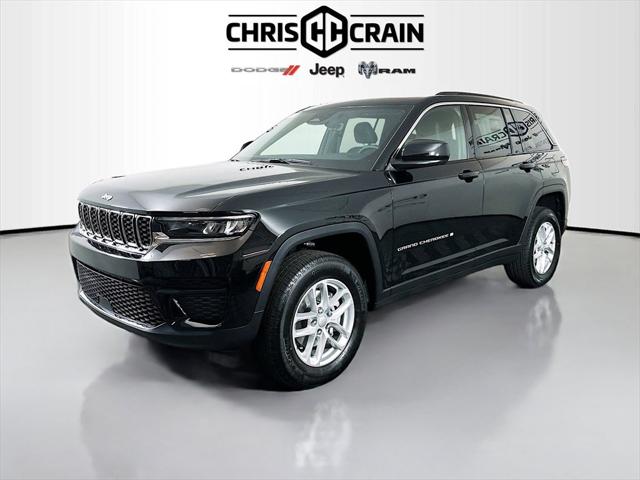 2025 Jeep Grand Cherokee GRAND CHEROKEE LAREDO X 4X4