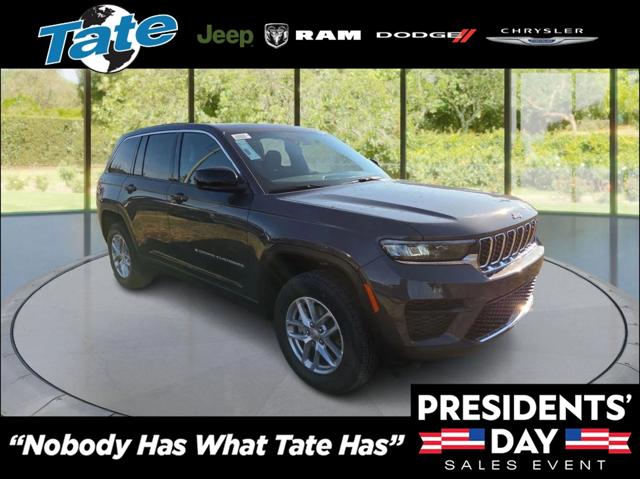 2025 Jeep Grand Cherokee GRAND CHEROKEE LAREDO X 4X4