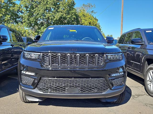 2025 Jeep Grand Cherokee GRAND CHEROKEE LIMITED 4X4 2025 Jeep Grand Cherokee GRAND CHEROKEE LIMITED 4X4