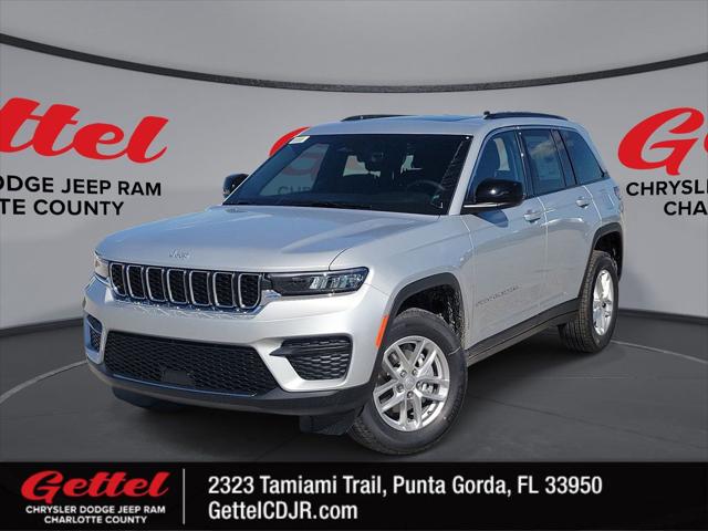 2025 Jeep Grand Cherokee GRAND CHEROKEE LAREDO X 4X4