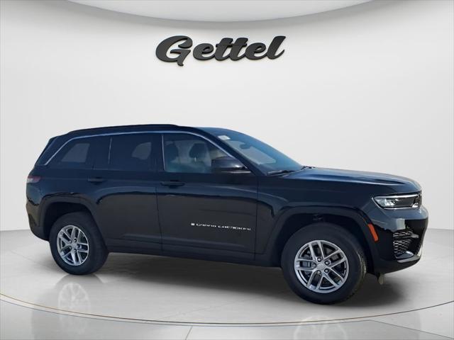 2025 Jeep Grand Cherokee GRAND CHEROKEE LAREDO X 4X4 2025 Jeep Grand Cherokee GRAND CHEROKEE LAREDO X 4X4