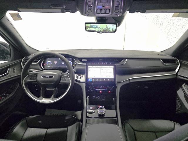 2025 Jeep Grand Cherokee GRAND CHEROKEE LIMITED 4X4 2025 Jeep Grand Cherokee GRAND CHEROKEE LIMITED 4X4